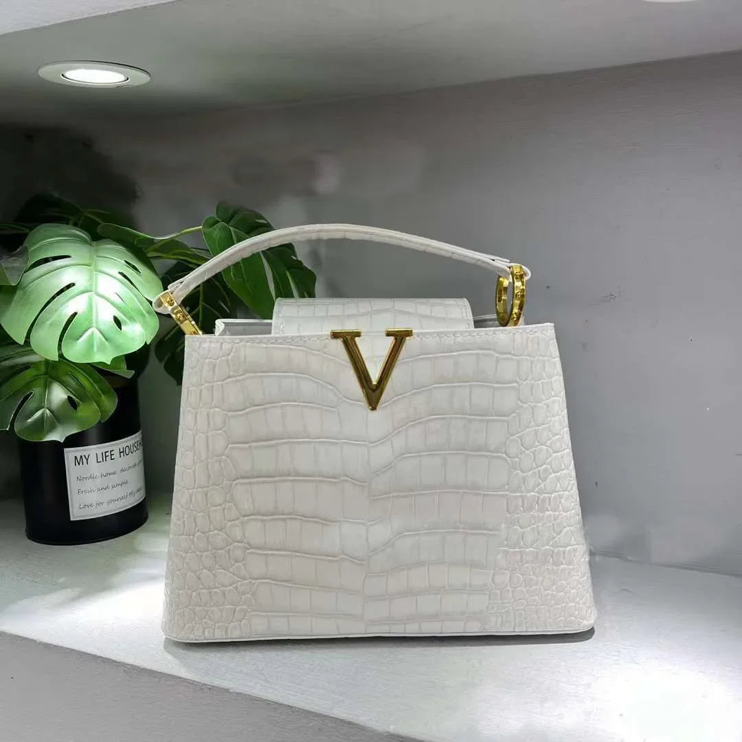 Modern women's bag